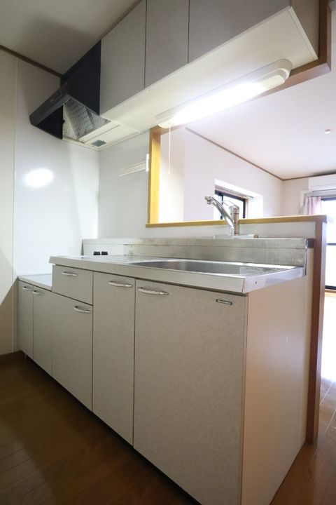 岡山県総社市真壁(マンション)の賃貸物件のキッチン