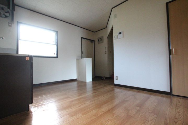 ハイツベルピアの居間