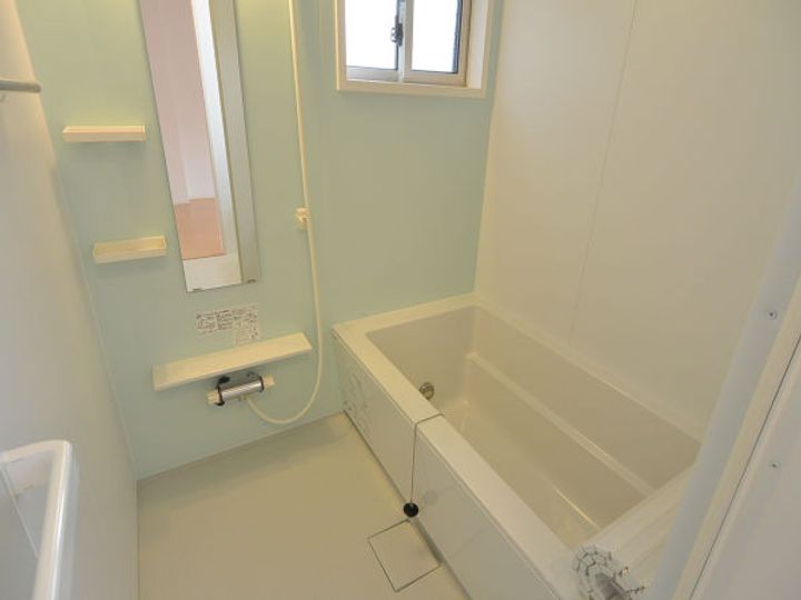 ティアラ Aの風呂