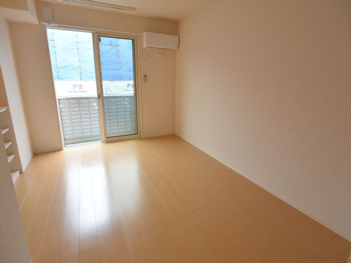 ティアラ Aの内装