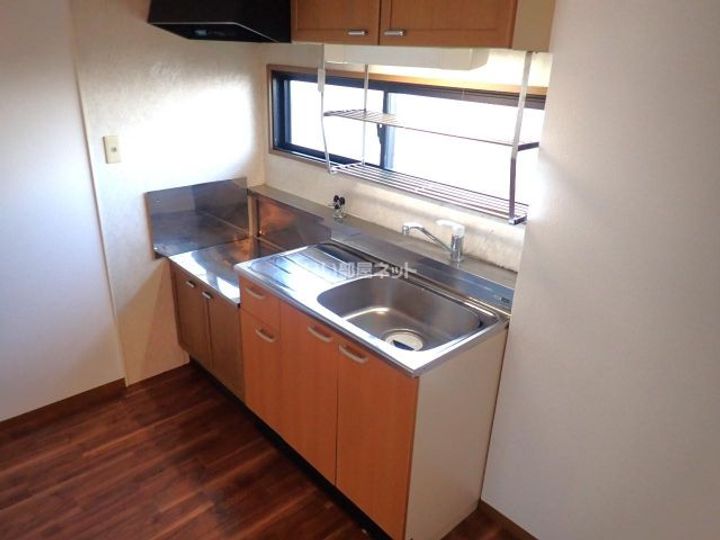 和歌山県和歌山市鳴神(アパート)の賃貸物件のキッチン