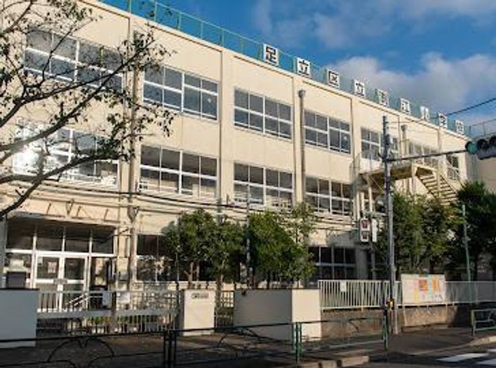 リバティ竹の塚駅前の周辺