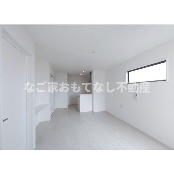 愛知県名古屋市北区大杉町5(アパート)の賃貸物件の居間