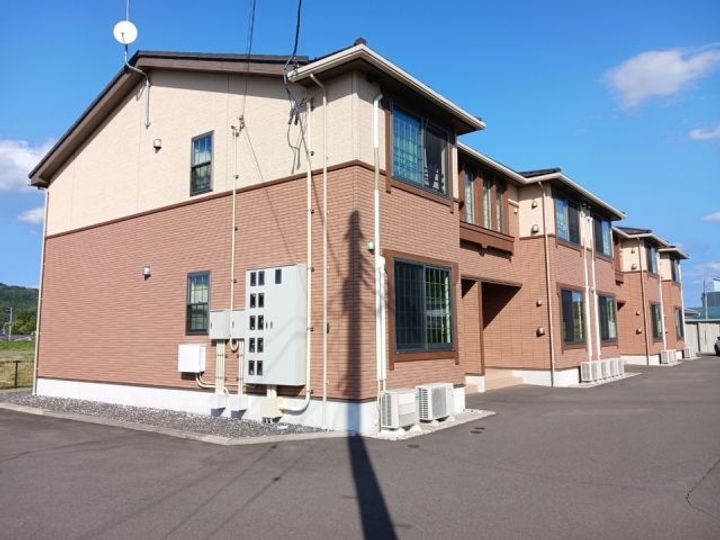 岩手県久慈市荒町第3地割(アパート)の賃貸物件の外観