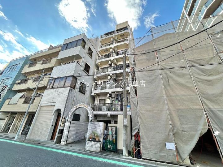 ビューハイム三ノ輪の外観