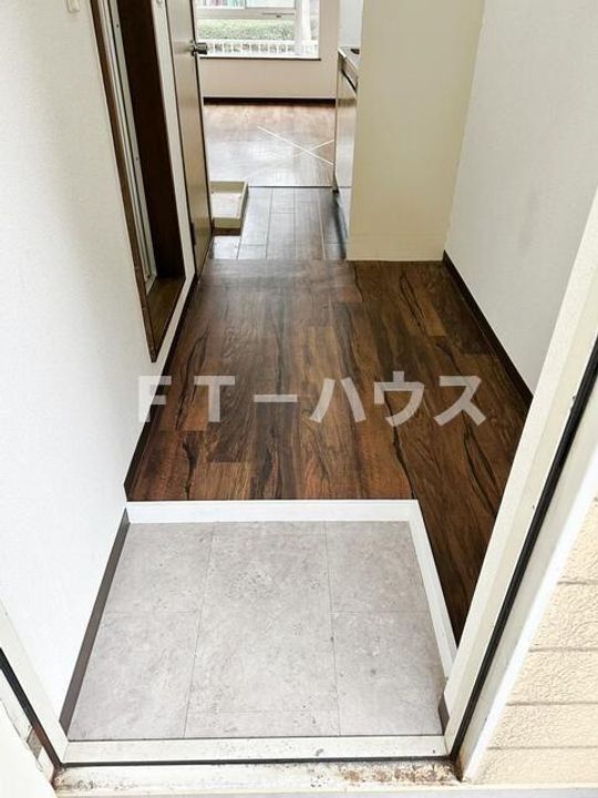 千葉県千葉市花見川区幕張町5(アパート)の賃貸物件の玄関