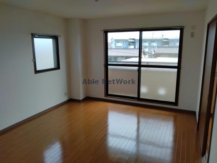 セジュール砂川の居間