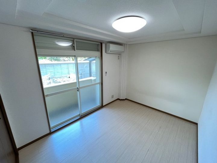 メゾンあさひの居間