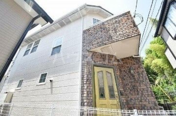 神奈川県横浜市青葉区奈良町(一戸建)の賃貸物件の外観