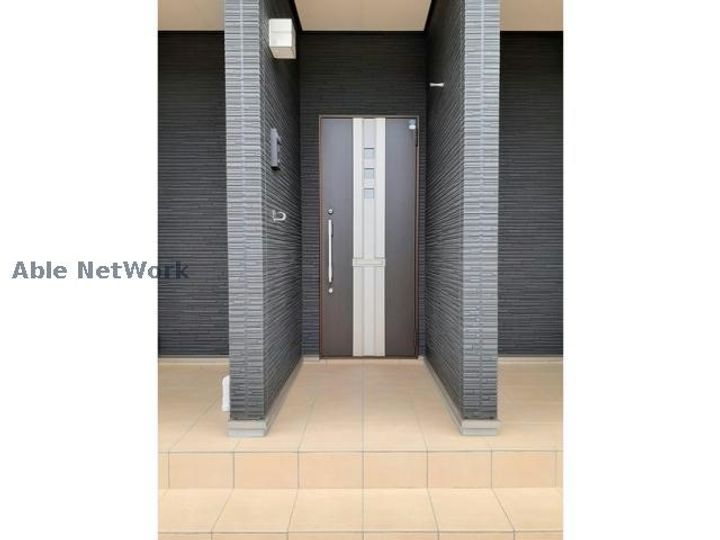 愛知県豊川市市田町御所ケ谷津(アパート)の賃貸物件の玄関