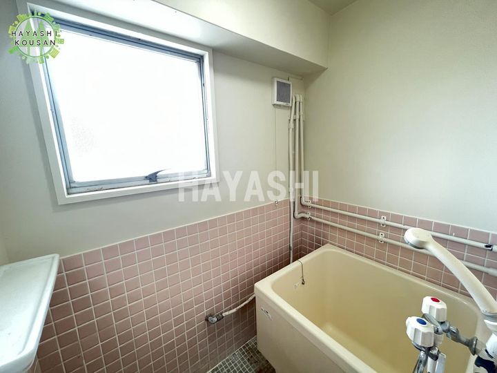 丸栄ビルの内装