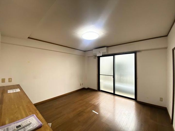 セリエOHBAの居間