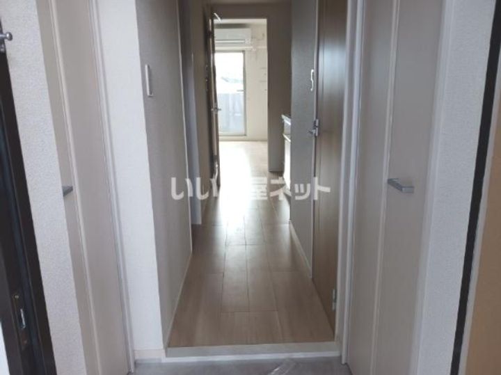 大阪府門真市殿島町(マンション)の賃貸物件の玄関