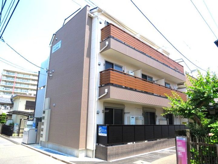 ラビングパレス西武柳沢の外観