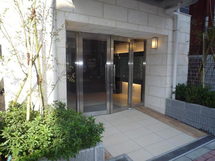 アクサス東京イーストレジデンスの地図