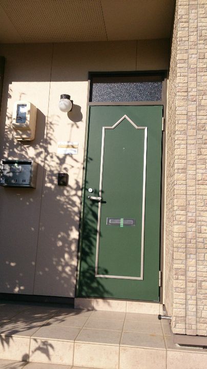 静岡県浜松市中央区桜台2(一戸建)の賃貸物件の玄関