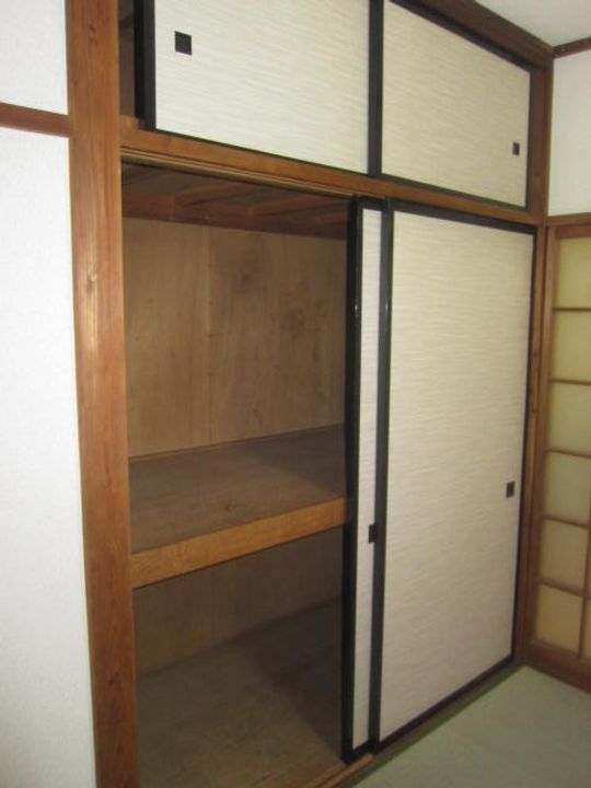 日の出ハイツの内装