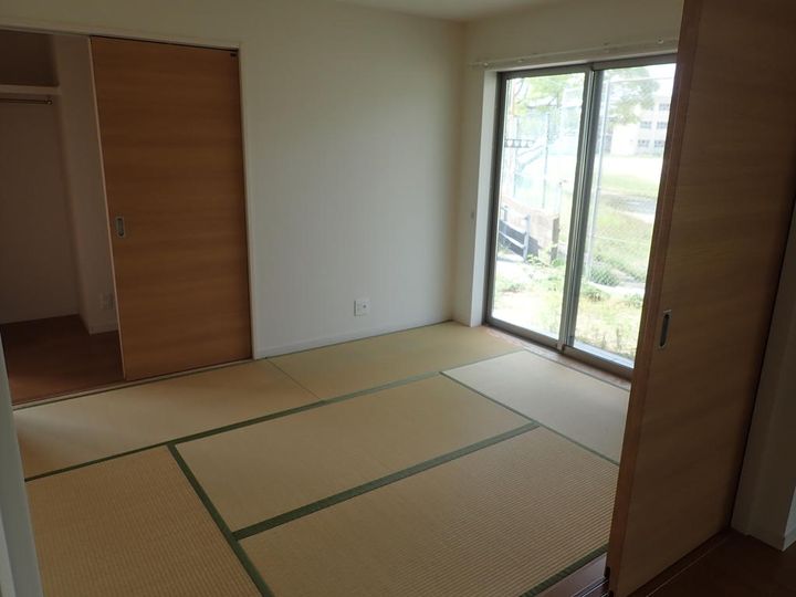 竹原市子育て世帯向け地域優良賃貸住宅 ヴィラS&C【助成あり】の内装
