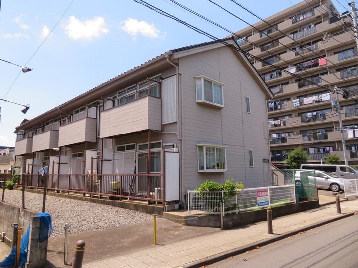 ハイツよしみ第1の外観