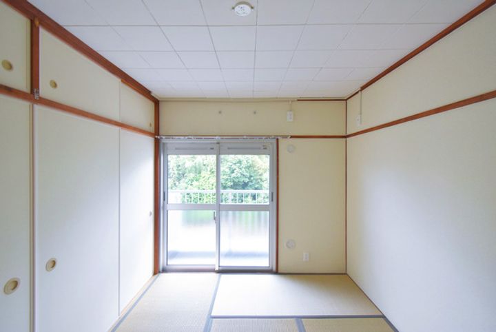 UR釈尊寺第二の内装