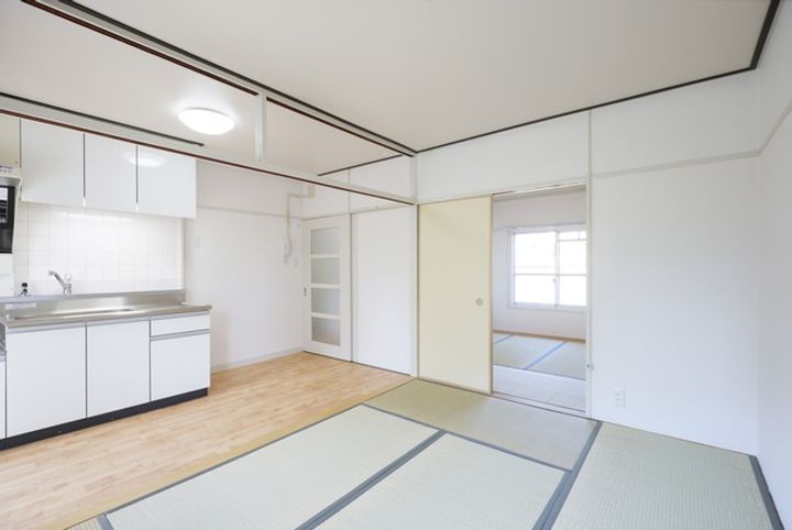 UR鶴山台の居間