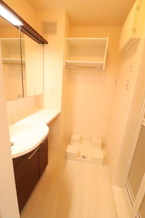 ソレイユ不動 Bの内装