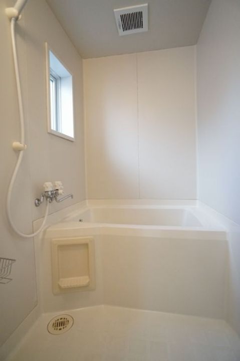 ルミエール鎌倉Bの風呂