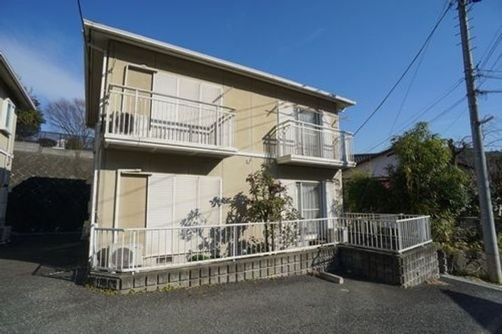 ルミエール鎌倉Bの外観