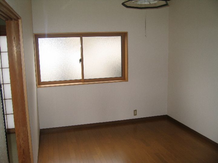 水口アパートの内装