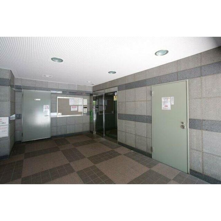 東京都文京区千駄木4(マンション)の賃貸物件の地図