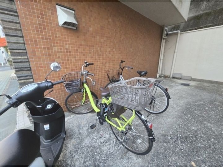 アドバンス香里のその他画像