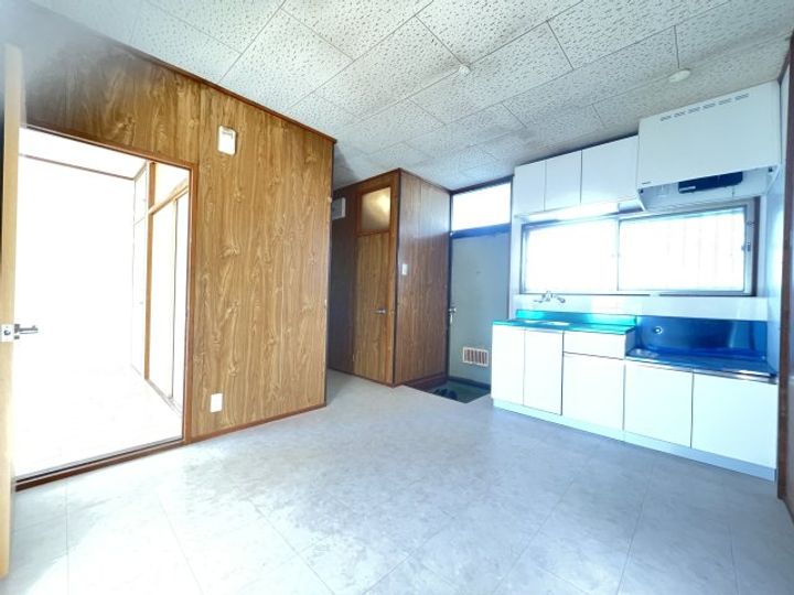 山田荘の居間