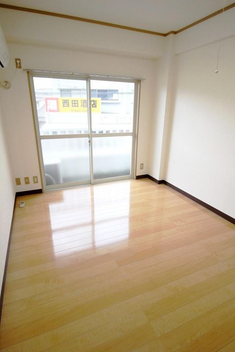 アネックスティンカーベルの居間