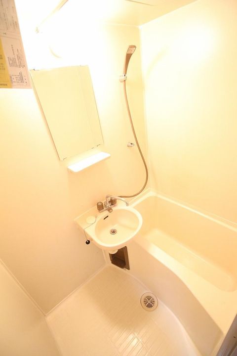 新松下ビルの風呂