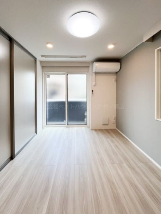 セレスティア千住元町の居間