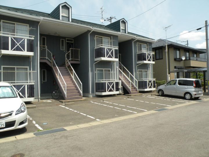 メゾンセリージェの外観