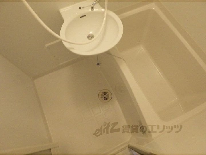 レオパレスグリーンアンバーの風呂