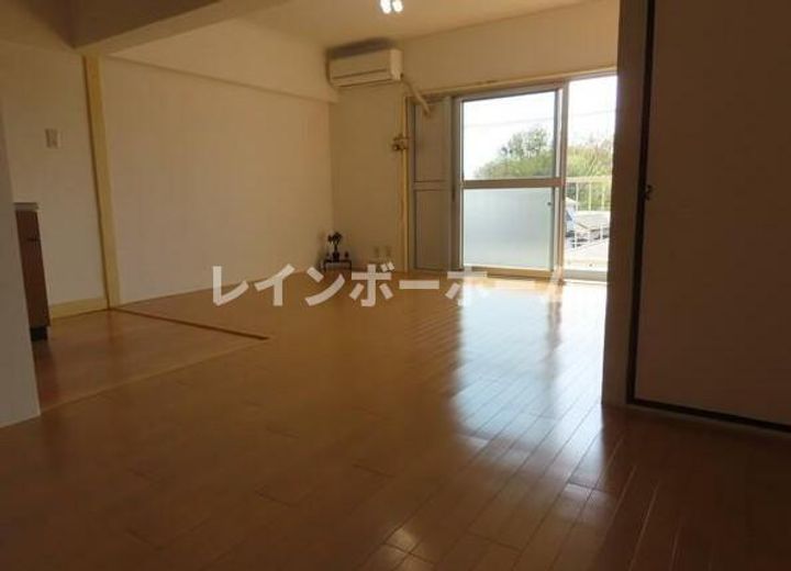 志木住宅の居間