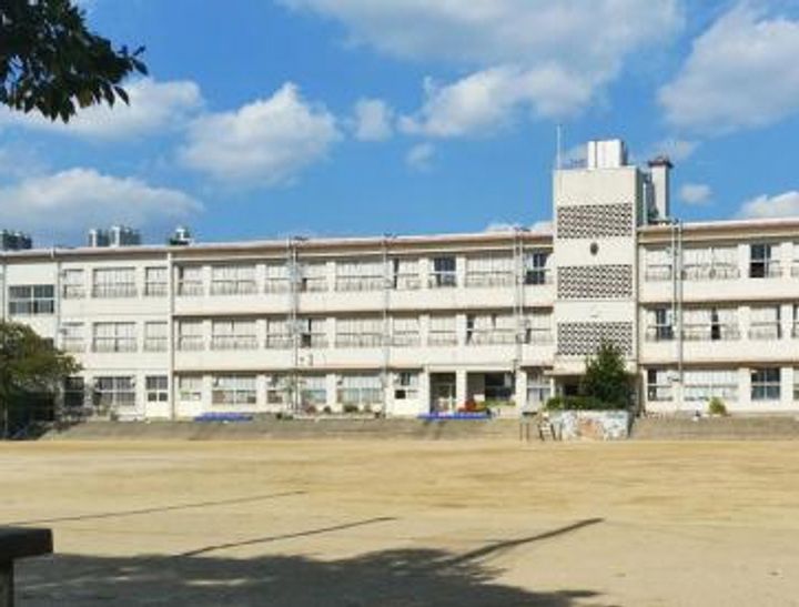 大阪府豊中市上野東1(マンション)の賃貸物件の周辺
