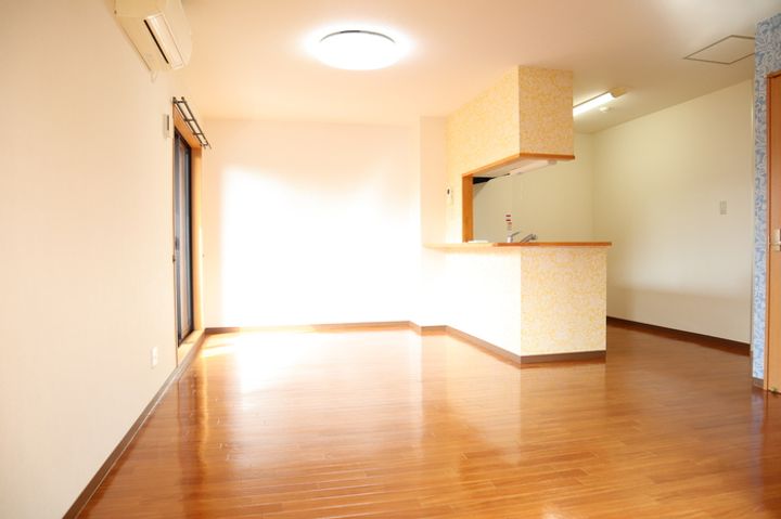 広島県福山市三吉町2(マンション)の賃貸物件の居間