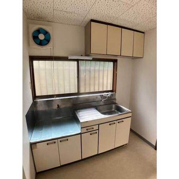 石井ハイツA棟のキッチン