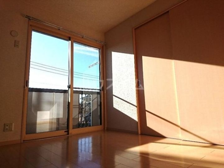 トマトハイツ二番館の居間