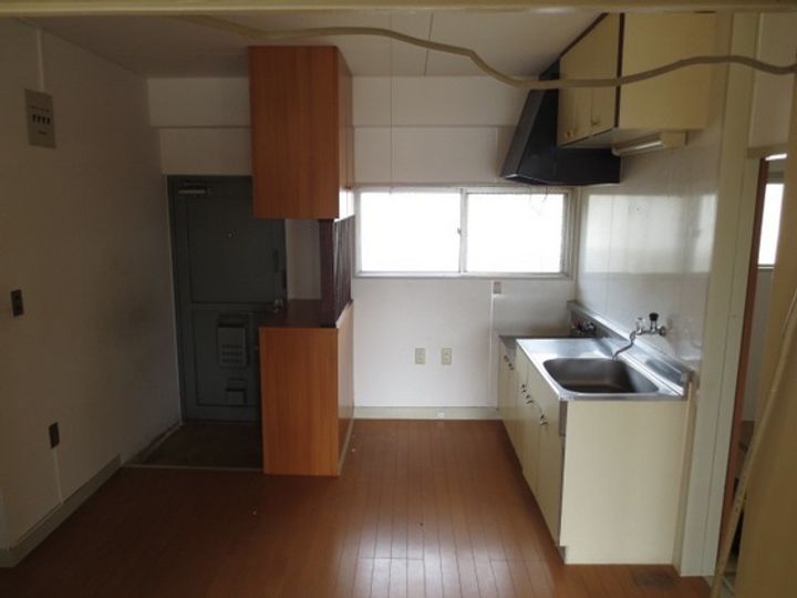 藤本ビルの居間