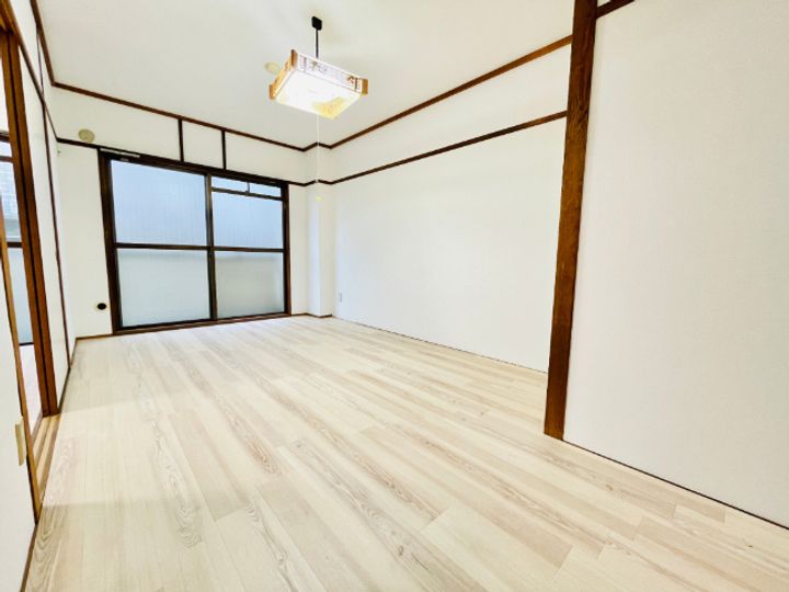 安井ビルの内装