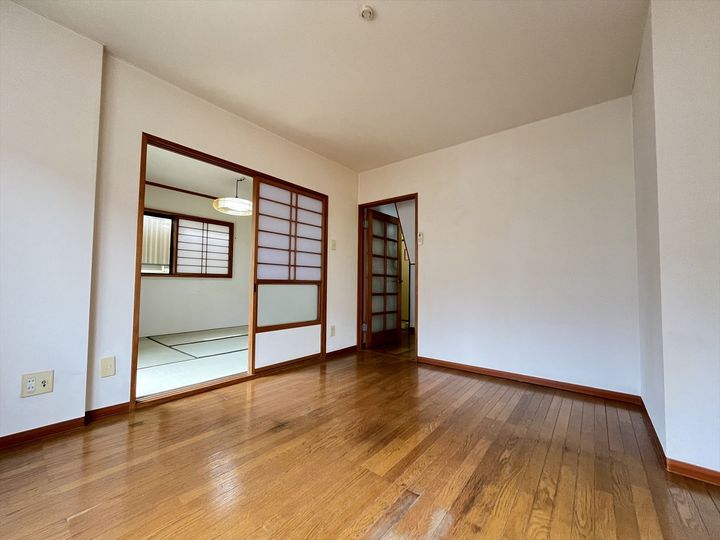 三和ハイツの居間