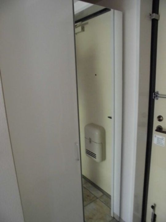 兵庫県加西市北条町古坂(マンション)の賃貸物件の玄関