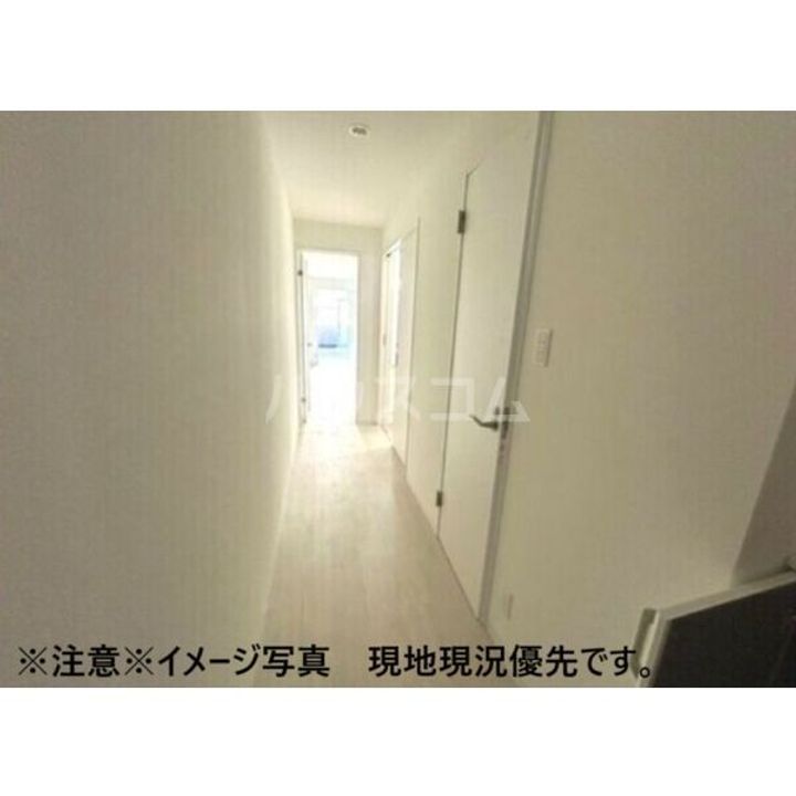 ジラフ吹田内本町の玄関