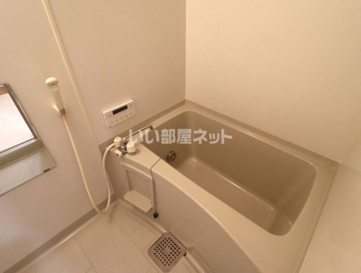新潟県柏崎市三和町(アパート)の賃貸物件の風呂