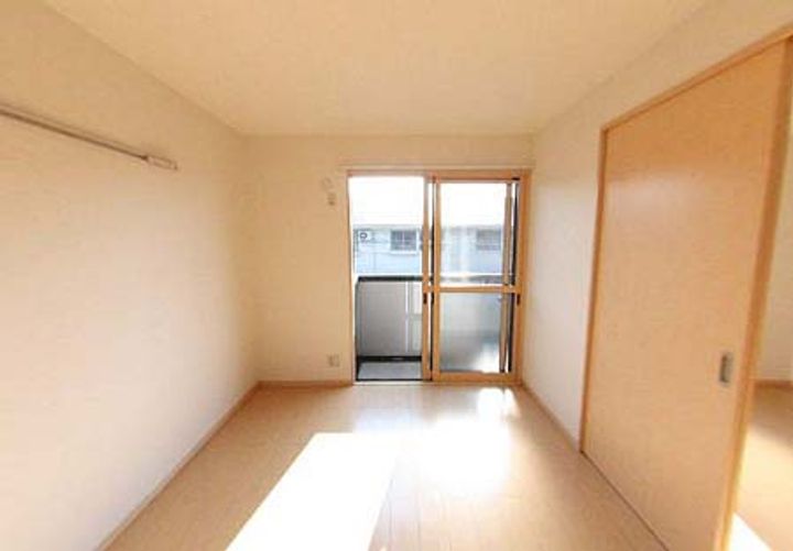 大阪府和泉市池上町(アパート)の賃貸物件の居間