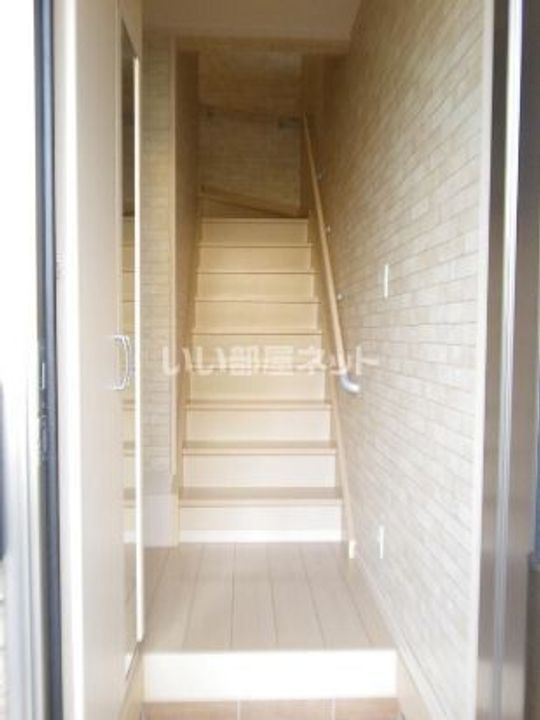 群馬県桐生市菱町5(アパート)の賃貸物件の玄関